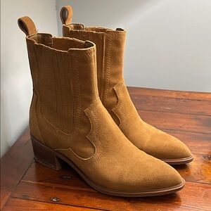 Dolce Vita Suede Ankle Boots Tan 7.5